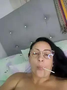 Ameliarizo — Red Ass And Plug Anal 