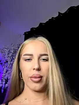 AubrieleRouj1 — RIDE DILDO BABY