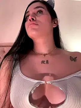 Bella__Wood on StripChat 