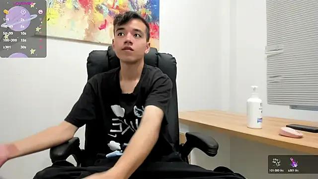 bunny_maxi on StripChat 