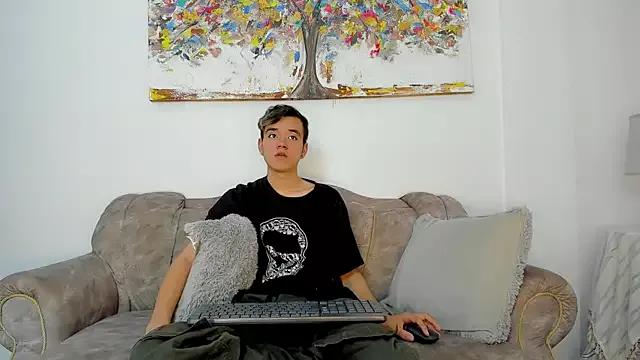bunny_maxi on StripChat 