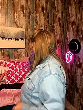 cowgirlc — fuck dildo! cowgirl style!