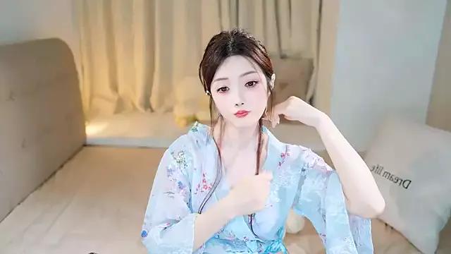Eimile on StripChat 