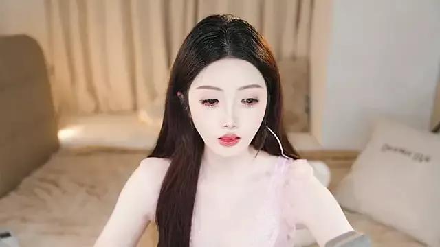 Eimile on StripChat 