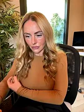 EmaSalis — finger my pussy hard!LT 3 videos