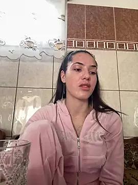 Emmapmg on StripChat 