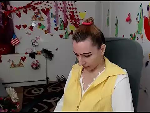 EvelynAngell on StripChat 