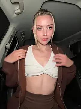 HopeHeaven — Hiii  show boobs outside