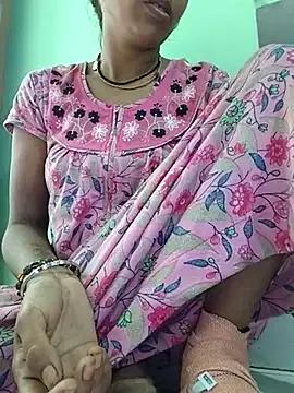 Hotty-Nidhi on StripChat 