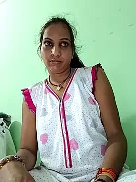 Hotty-Nidhi on StripChat 