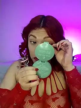 IamAlana_ on StripChat