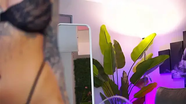 Ivy_Trix — A blowjob to keep the heat going