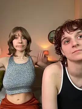 Jitoon_Exe — slap each other asses