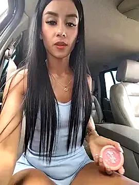Juliana_Xander — cameltoe and feel me 
