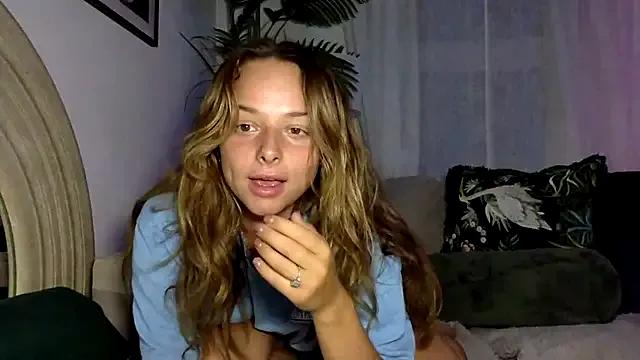 KinkyXkaylee on StripChat 