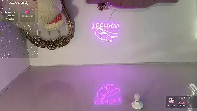 kissy_tay on StripChat 