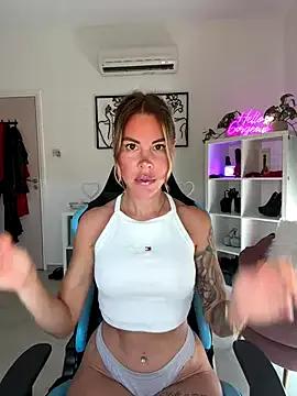 Lara_Bergmann's avatar