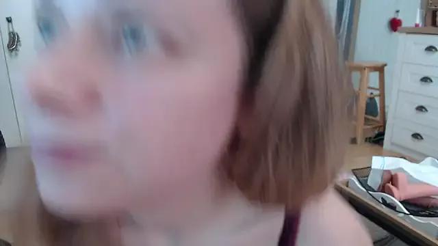 lara_vanilla on StripChat 