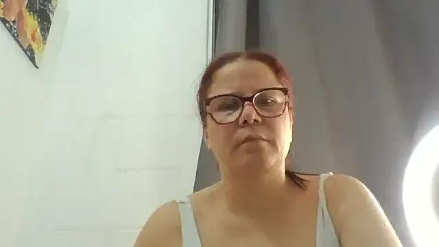 latinamaster's avatar