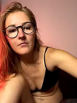 LauraLuxxx —  Missionar Fuckmaschine 