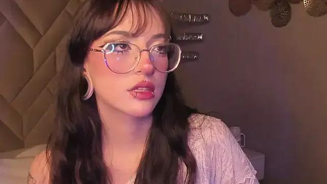 Lilith_crow on StripChat 