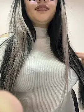 Molly-molly- — Spank the bottom hand 