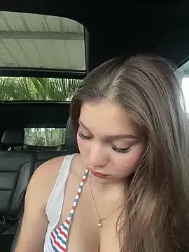 Nikii__ on StripChat 