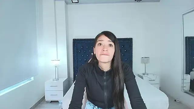 Nina_polett on StripChat