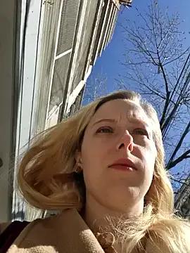 Public_Katrisha — Twerk without panties