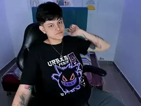 Pussyboy_ on StripChat 