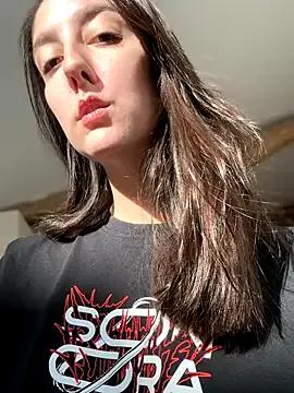 RealJuliette — Last tipper gets 3 hot pics