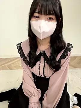 Reina_cute_00_ — Freechat on StripChat