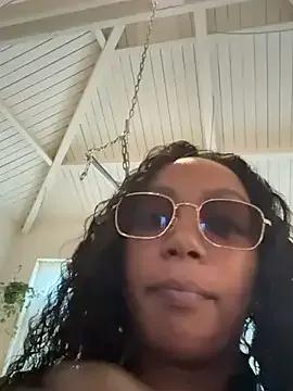 ROXYNL — pussy play