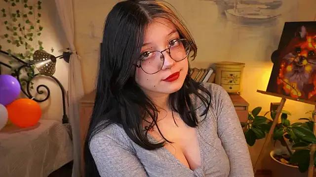 SallyBarnecc on StripChat 