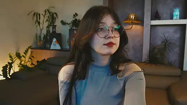 SallyBarnecc on StripChat 