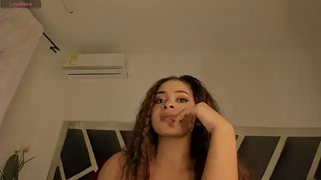 Samanntha_Rose — Let me ride your cock 