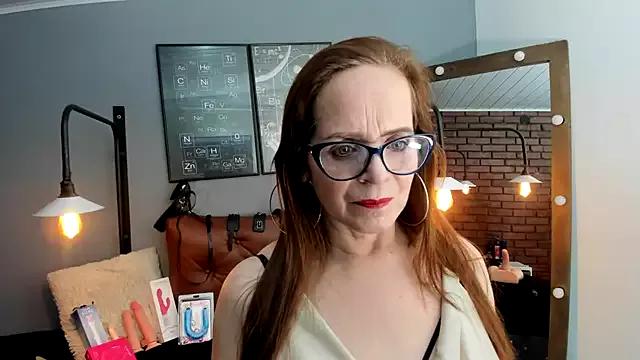 Samantha_mature56 on StripChat 