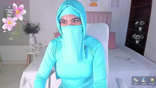 saray_halam on StripChat 