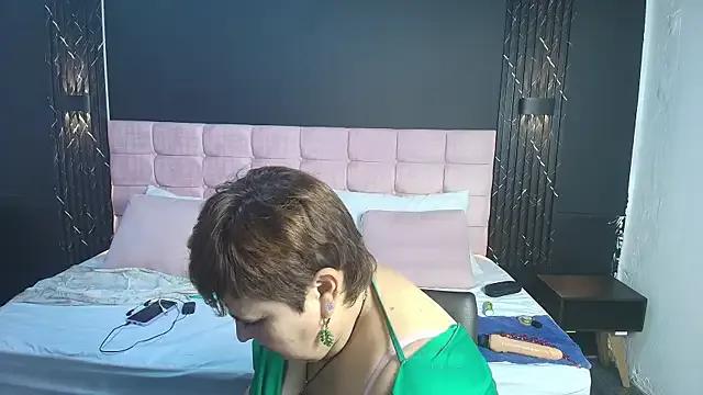 SashaRosee_ on StripChat 