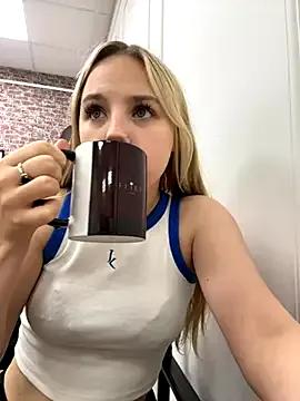 Sky_Cutie — ASMR 5 minutes with a whisper