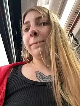 Sunny___Bunny on StripChat 