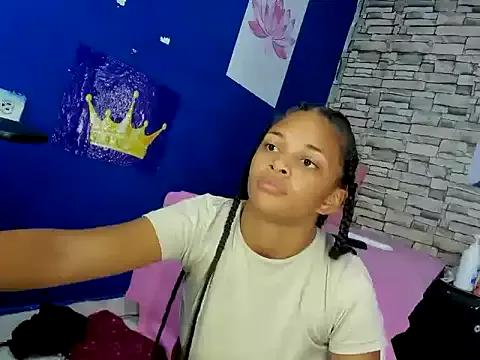 susanwest01 on StripChat 