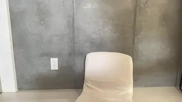 suzu_1111 — Freechat on StripChat