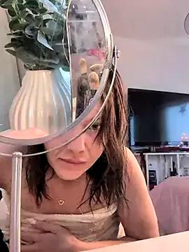 SwedishBaabe — Towel off