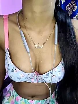 Tamil_siluku — Private on StripChat