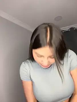taylorkim12's avatar