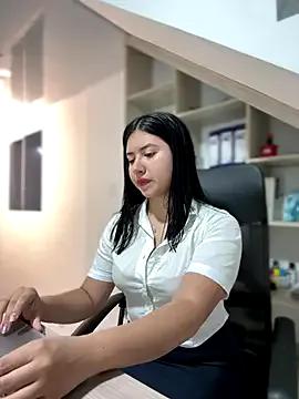 VAL_PRINCESS — SHOW TITIS AT WORK