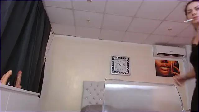 VelvetMarsha on StripChat 