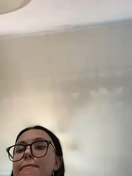 VendiMur — take off bra and spank boob for 5 minute