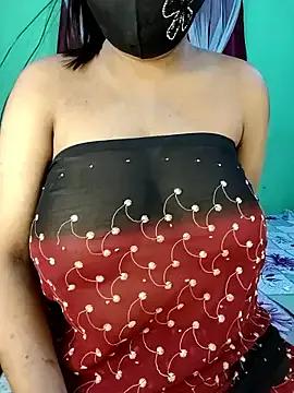 Wild_Shemi — Oiling pussy